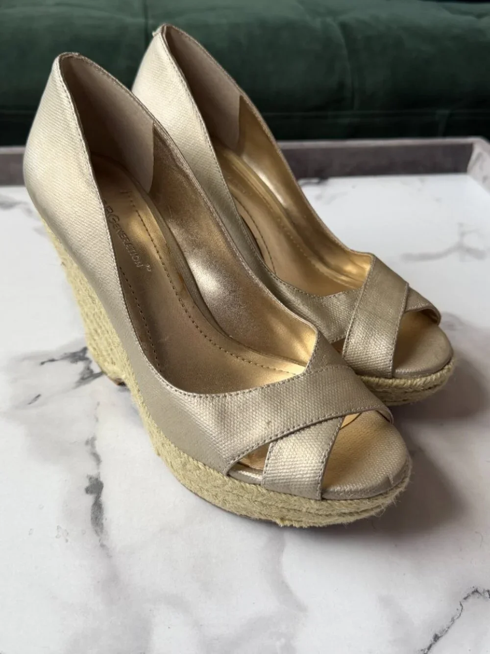 BCBGeneration Y2K Gold Leather Platform Wedges Size 7
